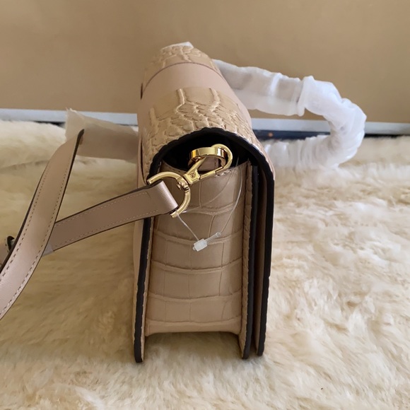 Mk Mercer clutch crossbody - Picture 5 of 9